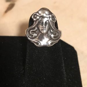 Heavy sterling Art Nouveau ring